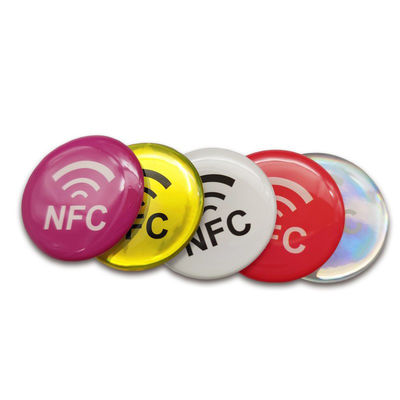 Etiqueta ISO14443A da cola Epoxy do cartão 13.56MHZ Nfc da cola Epoxy do diâmetro 30mm