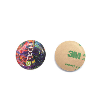 Na aplicação dos equipamentos eletrônicos do diâmetro 30mm do cartão da cola Epoxy do metal
